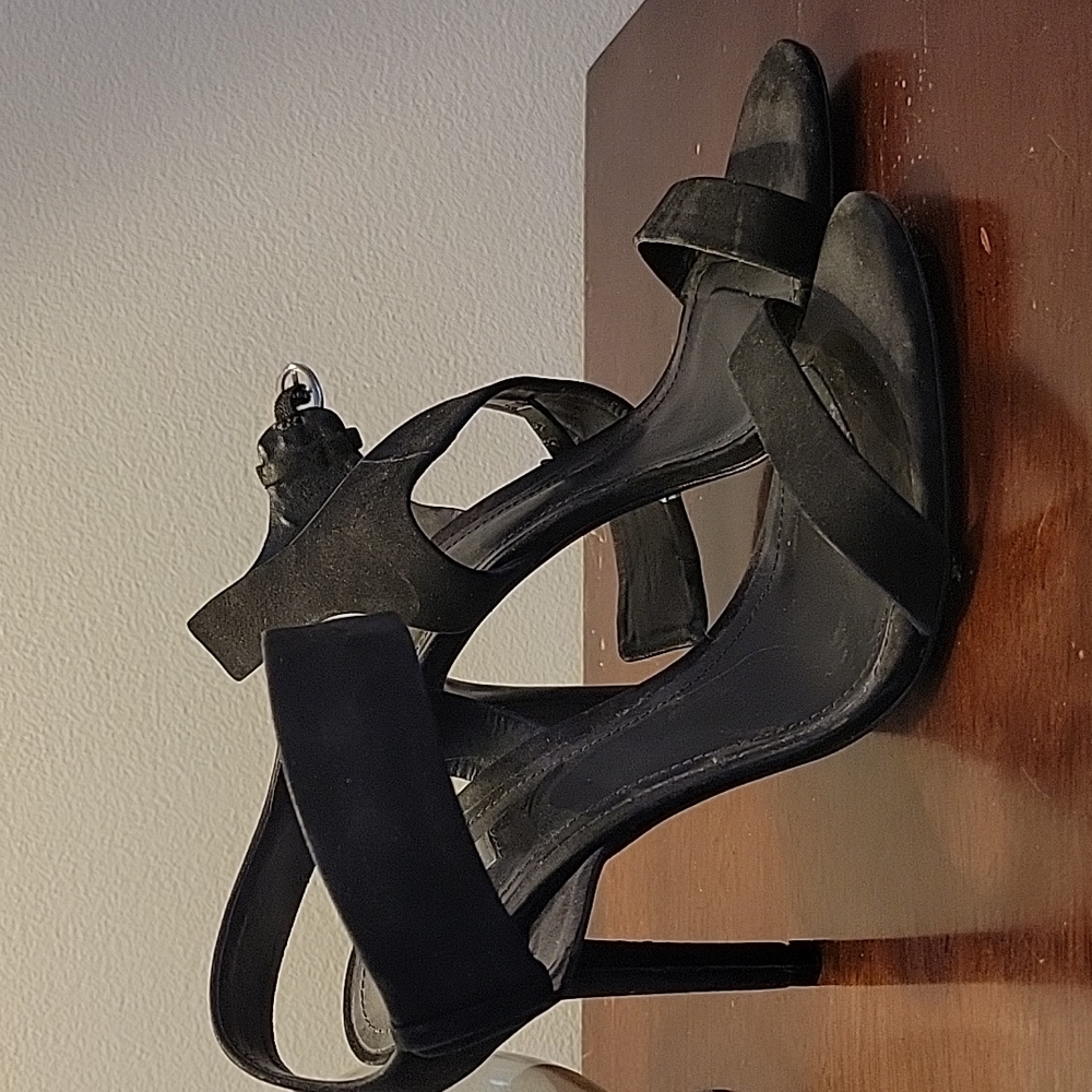 Schutz black heeled sandals size 6.5M